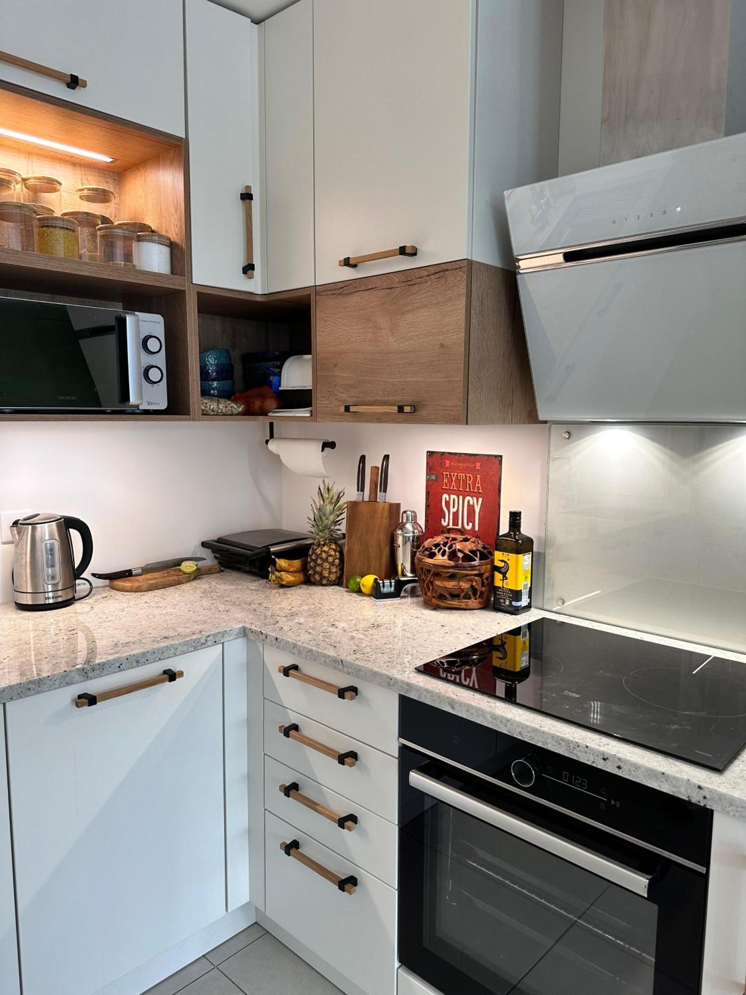 Cosy Summer Stay In Boho Style Apartment - 8 Mins From Paris Center - Garden And Underground Parking Clamart Extérieur photo